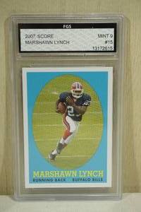 lot 115 image: 2007 Topps Marshawn Lynch #15 Rookie Football Card - FGS 9