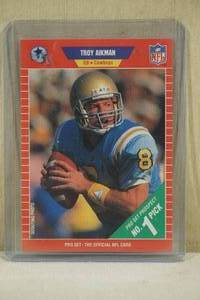 lot 203 image: 1989 NFL Pro Set Troy Aikman #490 Rookie Football Card