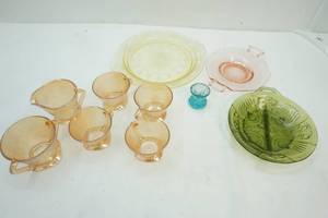 lot 29 image: glassware