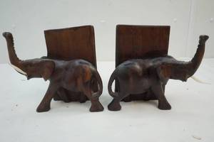 lot 53 image: book ends