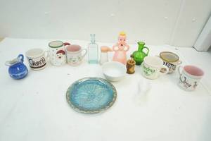 lot 98 image: cups