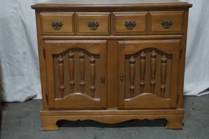lot 118 image: cabinet