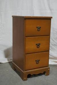 lot 136 image: bedside table