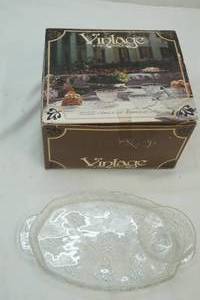 lot 158 image: vintage snack set