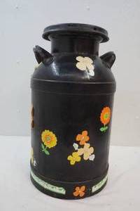 lot 171 image: milk can