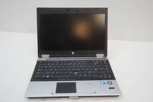 lot 178 image: HP laptop ,cables