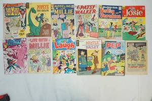 lot 207 image: comics