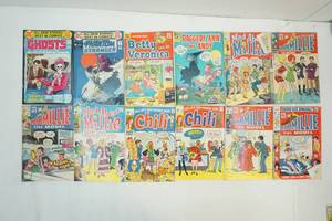 lot 211 image: comics