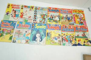 lot 213 image: comics