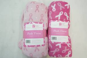 lot 270 image: plush throws