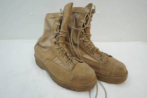 lot 273 image: boots