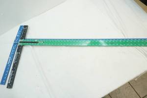 lot 297 image: drywall t squares