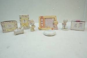 lot 311 image: Precious moments figurines