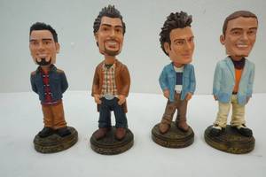 lot 317 image: Bobble heads