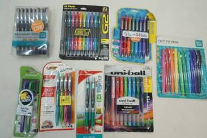 lot 323 image: Gel pens