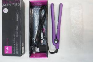 lot 326 image: Style House styling iron