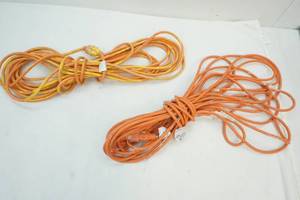 lot 346 image: Extension cords
