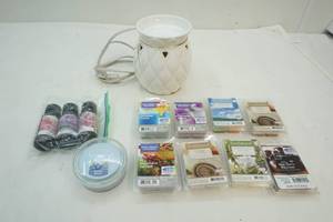 lot 373 image: candle warmer, wax cubes