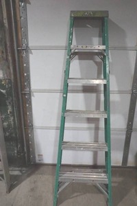 lot 474 image: Keller ladder