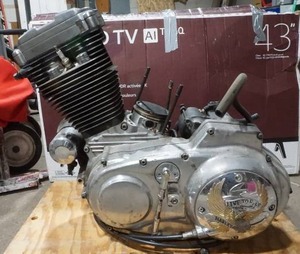 lot 475 image: Harley Davidson Screaming Eagle motor
