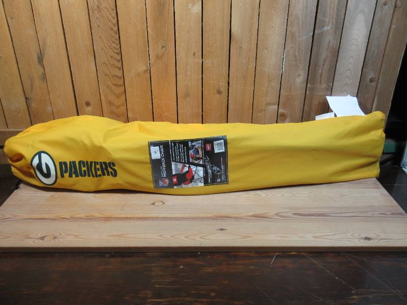 Green Bay Packers Rawlings Oversized High-Back Folding Quad Chair with  Carry Case