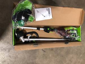 lot 32 image: Greenworks  PRO 16 in. 60V Battery Cordless Attachment Capable String Trimmer (Tool Only) Customer returns Review all pictures