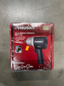 lot 38 image: Husky - 12in Impact Wrench - 800ft Lbs
