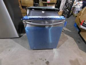 Frigidaire Top Control 24-in Built-In Dishwasher (Easycare Stainless Steel) ENERGY STAR, 49-dBA