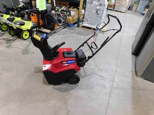 lot 32 image: Toro  Power Clear 721 E 21 in. 212 cc Single-Stage Self Propelled Electric Start Gas Snow Blower