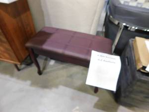 lot 90 image: Brown Piano Bench Wood Padded Double Duet Keyboard Seat wStorage Box (19.5 in. x 29.5 in. x 14 in.)