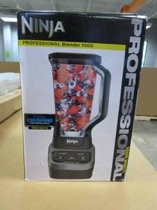 lot 305 image: Ninja Professional Blender 1000W BL610 (SLIGHTLY USED)