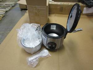 lot 433 image: MOOSUM Electric Rice Cooker with One Touch for Asian Japanese Sushi Rice, 5-cup Uncooked10-cup Cooked (SMALL DENT ON SIDE)