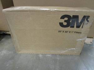 lot 463 image: (6) 3M Filters, 20 x 30 x 1 - Box is slightly damaged during shipping - SOLD AS IS