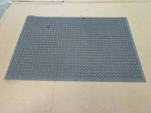 lot 481 image: 35 x 23 Brush Step Door Mat, Slight Stains - SOLD AS IS
