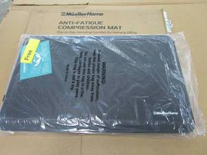 lot 510 image: MuellerHome Anti-Fatigue Mat, 32 x 20, Model R-810 in Black - SOLD AS IS