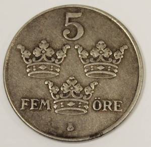 5 Sweden Ore Crowned Double Of King Gustaf V 1946 Coin