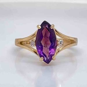 Elegant Purple Amethyst Marquise & Diamonds in Yellow Gold Ring, Stand Out Style $1250 Retail