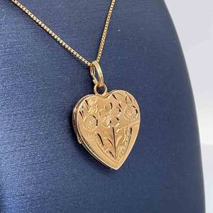 Necklace Diamond-Cut Heart Locket (Pendant) Detailed Etching Floral Design w Box Chain in 14k Gold