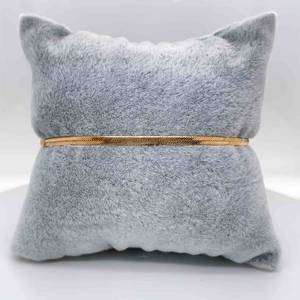 Slim 14k Yellow Gold Herringbone Bracelet - Irresistible, A Must-Have for Your Collection