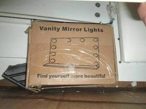lot 100 image: vanity set makeup table for women o...