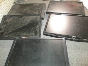 lot 112 image: lot of 5 computer monitors untested...