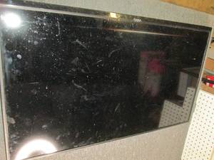 lot 119 image: vizio 40 inch tv powers on no furth...