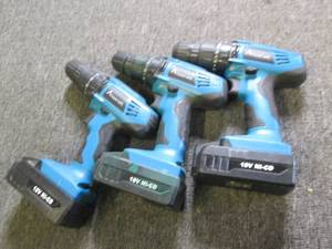 lot 141 image: altocraft 18 volt cordless drills t...