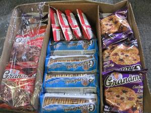 lot 154 image: variety box of grandmas cookies be...