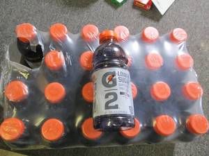 lot 197 image: case of 2420 fl oz bottles of G2 g...