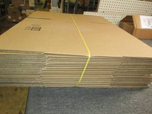 lot 361 image: 20 boxes 21x14x10 ...