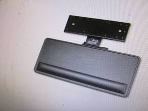 lot 375 image: ergonomic concepts articulating key...