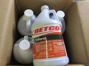 lot 413 image: case of 41 gallon jugs of betco tr...