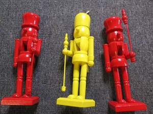 lot 467 image: 3 small nut crackers ...