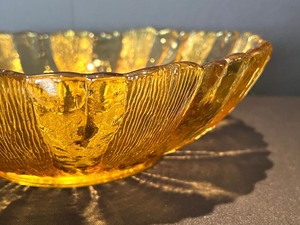 lot 41 image: Vintage Anchor Hocking Bowl